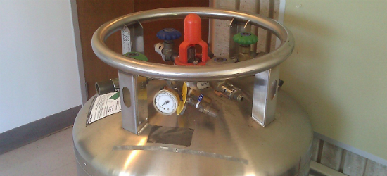 photo of liquid nitrogen dewar